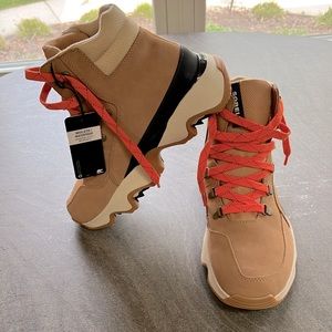 NEW Sorel Kinetic Impact Conquest Boots